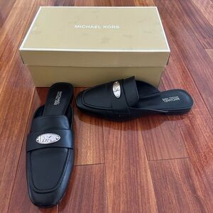 Women’s Michael Kors Blythe Black Slip-On Shoes size 6